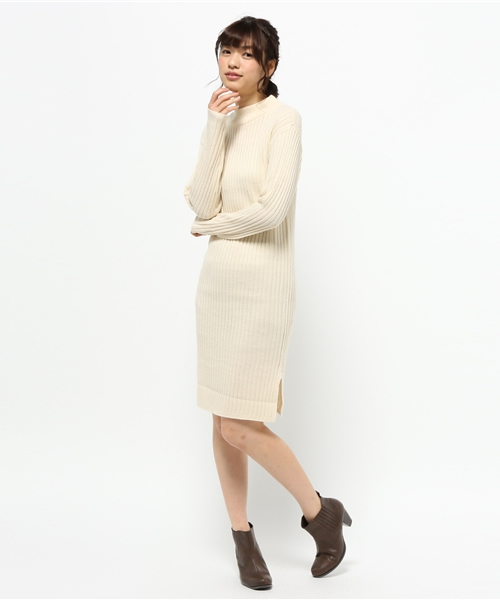 Chico（チコ）の「【who's who Chico】ハイネックリブニットワンピース（ワンピース・レディース・ベージュ/アイボリー/グレー・FREE）」の9枚目の写真