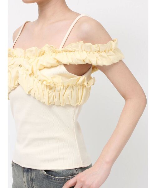 RESEXXY(リゼクシー)の「ボリュームフリルドッキングカットトップス(Tシャツ/カットソー・レディース・ブラック/イエロー/ホワイト・FREE)」の4枚目の写真