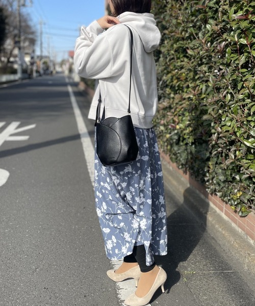 Legato Largo(レガートラルゴ)の「Legato Largo チューリップモチーフ ミニショルダー LG-F3093(ショルダーバッグ・レディース・イエロー・FREE)」の3枚目の写真