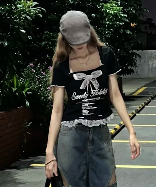 AsheKsha(アシクシャ)の「【新作】ファッショナブルなスウィートフリルショートスリーブTシャツ(Tシャツ/カットソー・レディース・ブラック・F)」の1枚目の写真