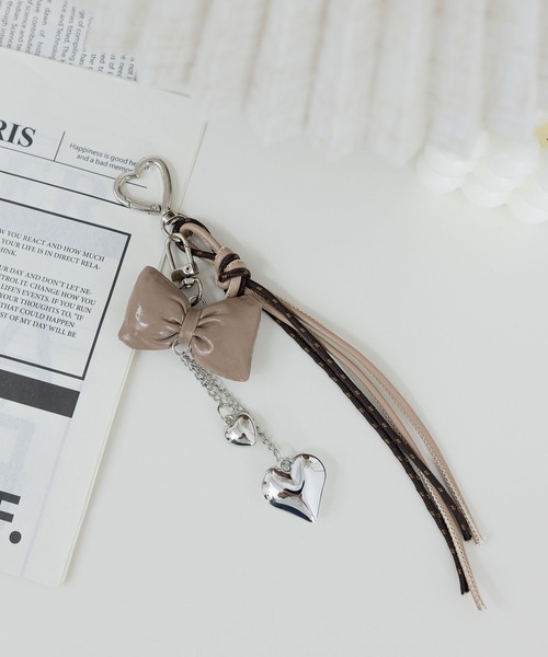 LA VORAGINE（ラ ヴォラジネ）の「ハートリボンロープマルチ チャーム（チャーム・レディース・ブラック/ブルー/シルバー/ベージュ/イエロー/ピンク・FREE）」の16枚目の写真