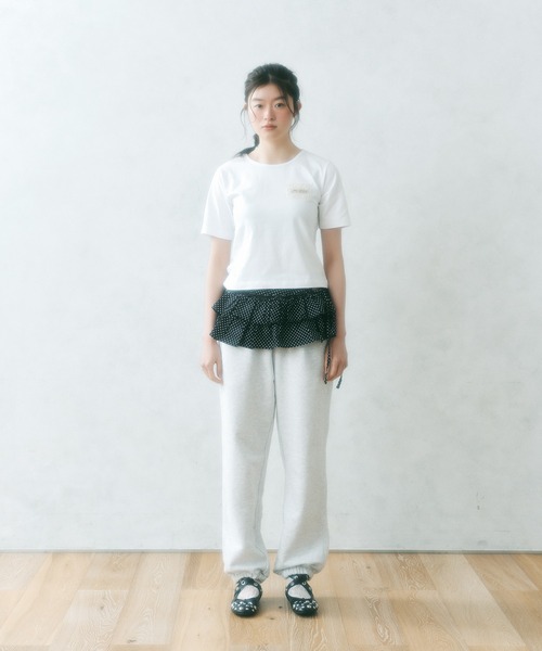FCMM(エフシーエムエム)の「【日本限定】TAG TEE / タグTEE(Tシャツ/カットソー・レディース・ブラック/オフホワイト/グレー/ライトグリーン・SMALL/MEDIUM)」の5枚目の写真