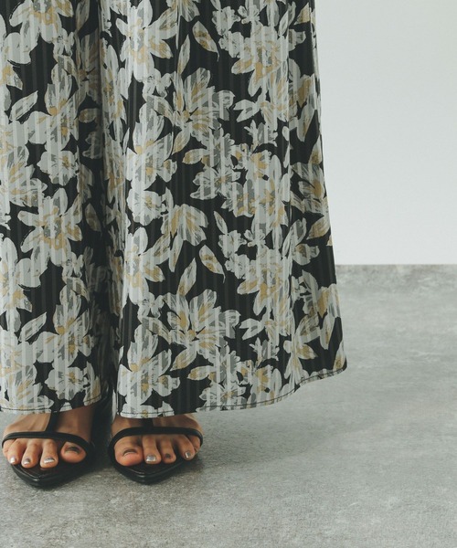 GLOBAL WORK（グローバルワーク）の「さらさらリラックスイージーパンツ/498356（その他パンツ・レディース・ブラウン/ネイビー/ブルー系その他/ストライプ/ブラック系その他/ブラック/グレー系その他・SMALL/MEDIUM/LARGE）」の15枚目の写真