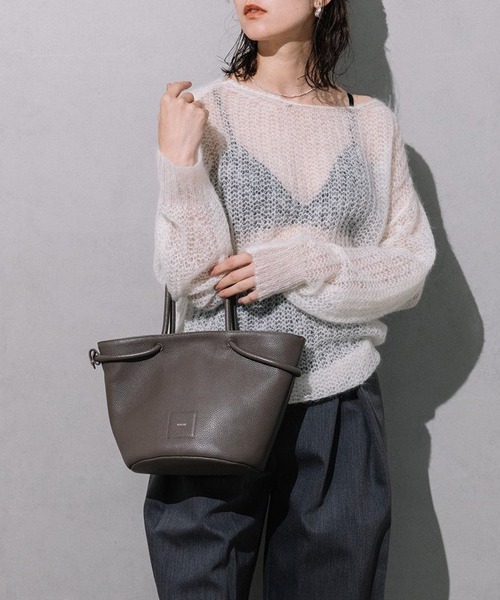 Beau're（ヴュレ）の「【BEAURE】B-25344　ロープハンドルラウンドトートバッグ（ハンドバッグ・レディース・ベージュ/シルバー/グレー/ブラック・FREE）」の17枚目の写真