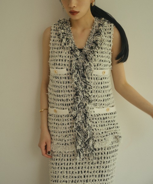 限定お値引きanuans ツイードフォルムジレトップス ネイビーSサイズ 限定お値引きanuans ツイードフォルムジレトップス ネイビーSサイズ