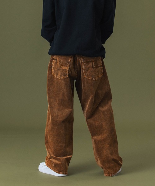 XLARGE（エクストララージ）の「CORDUROY BAGGY PANTS（その他パンツ・メンズ・グレー/ブラウン/ブラック・30inch/34inch/36inch/32inch）」の5枚目の写真