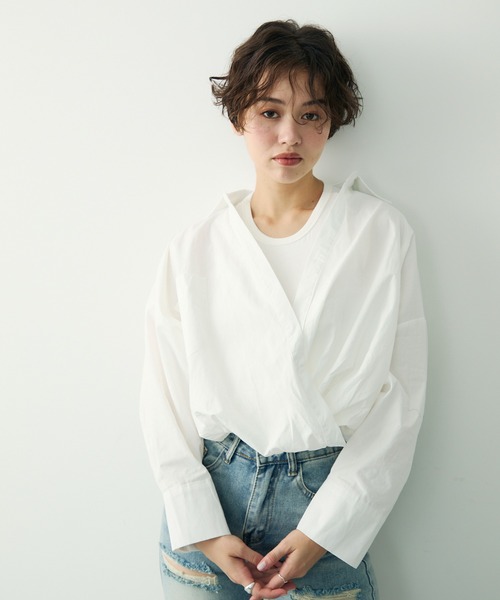 Clum(クルム)の「レイヤードデザインシャツ(シャツ/ブラウス・レディース・ホワイト/ブラック・FREE)」の3枚目の写真