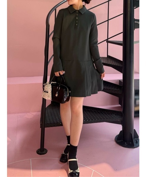 SNIDEL（スナイデル）の「衿つきプリーツカットミニワンピース（ワンピース・レディース・グリーン/ブラック/グレー・0/1）」の4枚目の写真