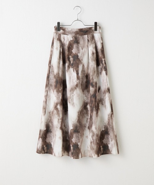 COLONY 2139(コロニートゥーワンスリーナイン)の「水彩柄フレアスカート(スカート・レディース・ブラック/ブラウン・FREE)」の1枚目の写真