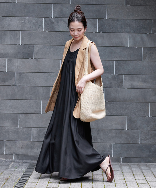 B.C STOCK(ベーセーストック)の「手洗い可 / レーヨンポプリンキャミワンピース(ワンピース・レディース・ブラック/ブラウン・FREE)」の4枚目の写真