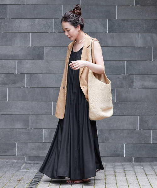 B.C STOCK(ベーセーストック)の「手洗い可 / レーヨンポプリンキャミワンピース(ワンピース・レディース・ブラック/ブラウン・FREE)」の5枚目の写真