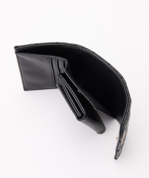 one after another NICE CLAUP（ワンアフターアナザーナイスクラップ）の「エンブレム付きキルティングウォレット（財布・レディース・ブラック/アイボリー/サックスブルー・FREE）」の6枚目の写真