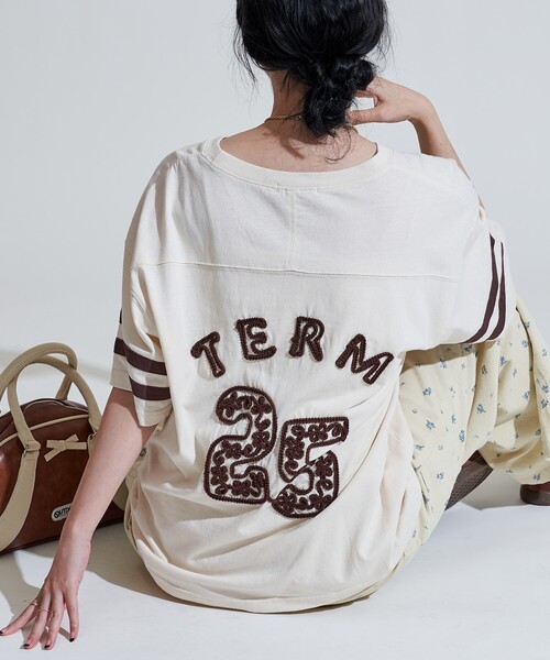 FREAK'S STORE（フリークスストア）の「コード刺繍 ナンバリングTシャツ（Tシャツ/カットソー・レディース・チャコールグレー/オフホワイト/パープル・ﾌﾘ-）」の6枚目の写真