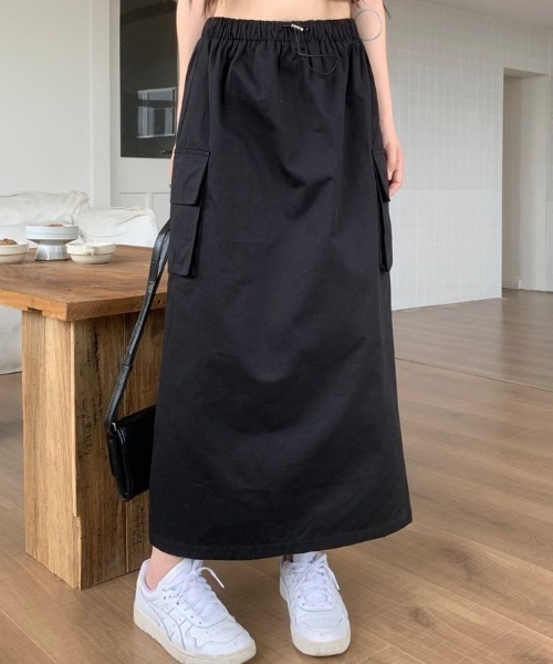 cammie（キャミー）の「カーゴ風フラップポケットスカート（スカート・レディース・ブラック/ダークグレー・MEDIUM/LARGE）」の6枚目の写真