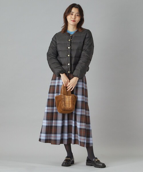 Traditional Weatherwear（トラディショナルウェザーウェア）の「Traditional Weatherwear（トラディショナル ウェザーウェア）ARKLEY ダウンジャケット（ダウンジャケット/コート・レディース・ブラック/ベージュ/グレー・01/02）」の8枚目の写真