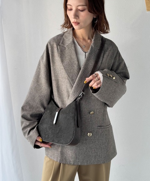 classicalelf（クラシカルエルフ）の「大人の余裕を魅せる。スウェードライクメタルパーツワンハンドルバッグ（ハンドバッグ・レディース・ブラウン/チャコール/ブラック・ONE SIZE）」の16枚目の写真