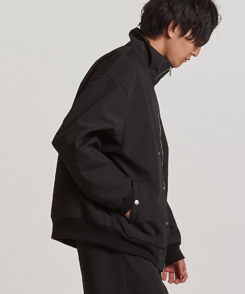 NO ID.(ノーアイディ)の「mj11074- リベットBIGトラックBLZ ブルゾン(857006-310B)(ブルゾン・メンズ・ブラック/グレー・ONE SIZE)」の15枚目の写真