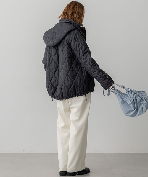23区 S(ニジュウサンクチイサイサイズ)の「【洗える】ナチュラルストレッチサキソニー ベイカー ドロスト パンツ(その他パンツ・レディース・黄土色系/ブラック系/グレー系/アイボリー系・30/32/34)」の21枚目の写真