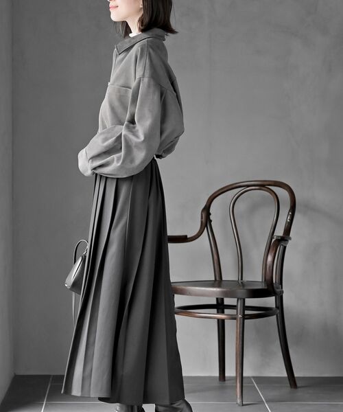 rps(アールピーエス)の「スエードポンチショートブルゾン(ブルゾン・レディース・グレイッシュベージュ/ブラウン/チャコールグレー・フリー)」の21枚目の写真