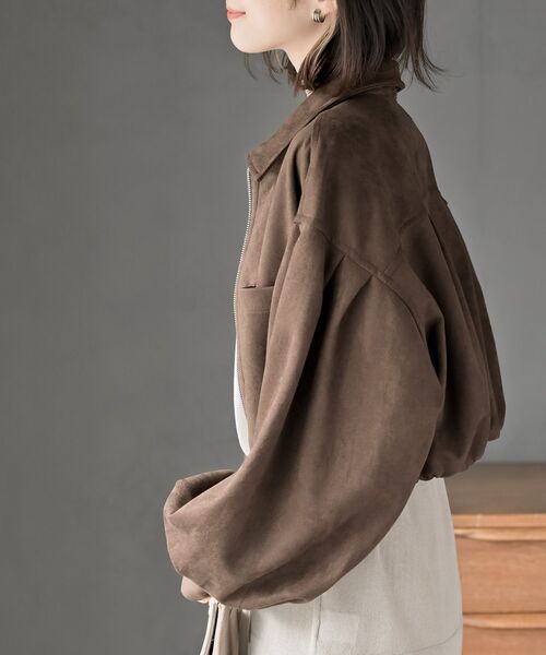 rps(アールピーエス)の「スエードポンチショートブルゾン(ブルゾン・レディース・グレイッシュベージュ/ブラウン/チャコールグレー・フリー)」の6枚目の写真