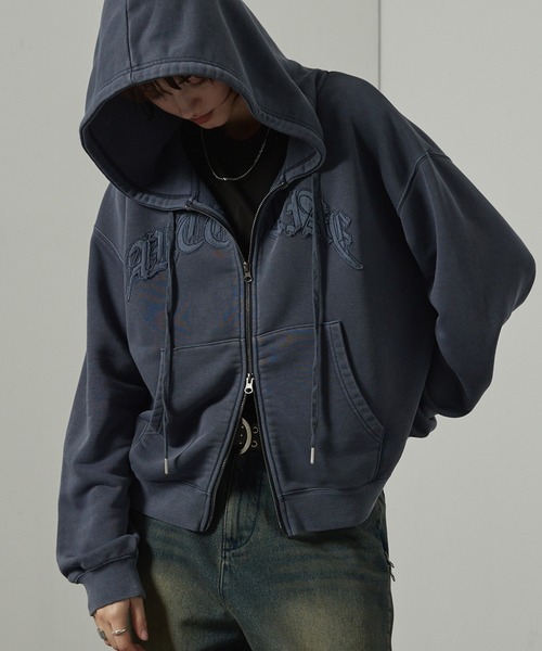 Alfred Alex（アルフレッドアレックス）の「【Alfred Alex】ヴィンテージ加工ピグメント パッチロゴダブルジップパーカー【セットアップ対応】（パーカー・メンズ・ダークブラウン/ブラック/チャコール/ブルー・L/M）」の4枚目の写真