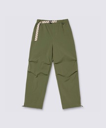 VANS（バンズ）の「ニー プリーツカーゴ / KNEE PLEATS CARGO olivine VN000GR6AMB1（カーゴパンツ）」