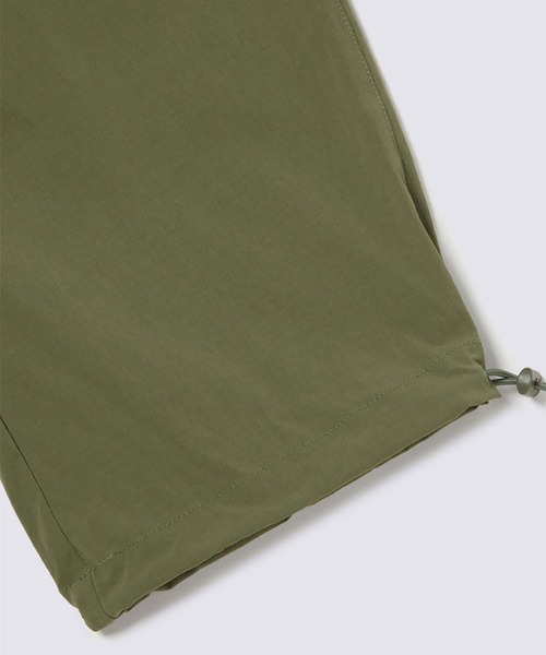 VANS（バンズ）の「ニー プリーツカーゴ / KNEE PLEATS CARGO olivine VN000GR6AMB1（カーゴパンツ・メンズ・カーキ・SMALL/LARGE）」の4枚目の写真