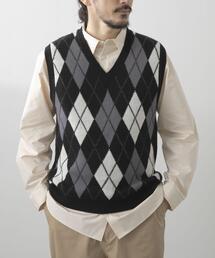 ITEMS URBANRESEARCH（アイテムズ アーバンリサーチ）の「ウール混アーガイルVネックニットベスト（ベスト）」