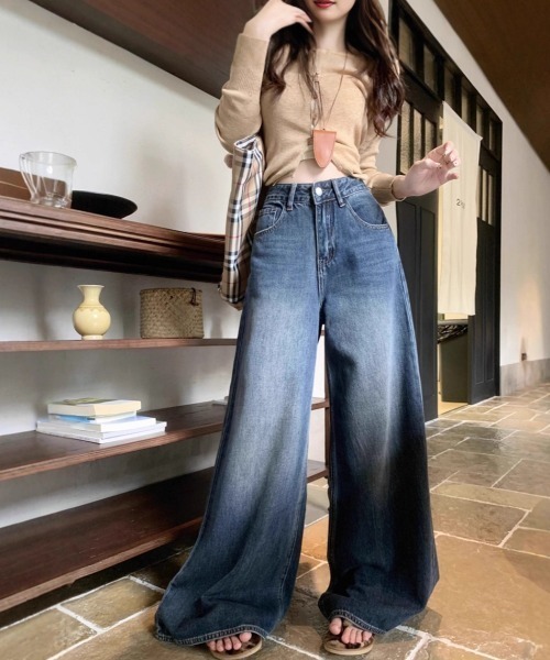 FREE STYLISTS(フリー スタイリスト)の「YUGA_YGMC High-waisted baggy denim pants(デニムパンツ・レディース・ブラック/インディゴブルー・S/M/L)」の13枚目の写真