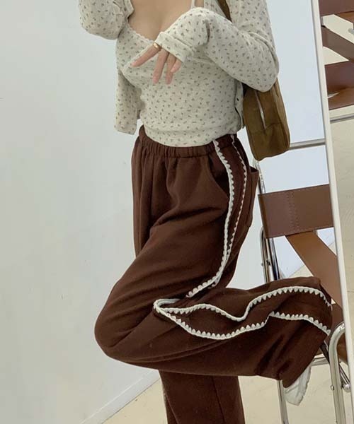 FREE STYLISTS（フリー スタイリスト）の「YUGA_YGMC Side stitch easy sweatpants（スウェットパンツ・レディース・ライトグレー/ブラウン・FREE）」の7枚目の写真