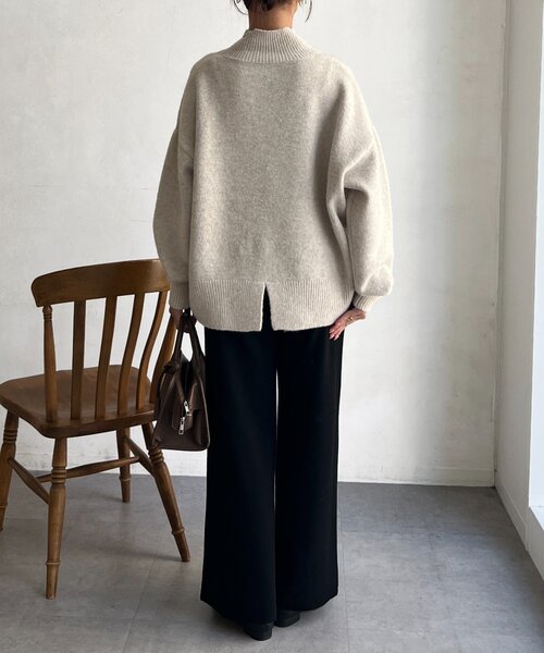 Chez toi(シェトワ)の「BACKスリットハイネックニットプルオーバー(ニット/セーター・レディース・ピンク/ホワイト/ブラウン/オフホワイト・FREE)」の10枚目の写真