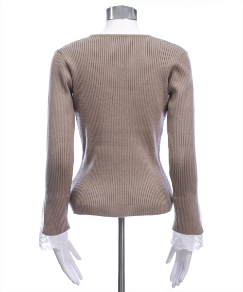 CLEAR BASIC（クリアベーシック）の「袖口レースニットトップス[オフィスカジュアル 着回し抜群 大人]≪AW新作≫（ニット/セーター・レディース・ブラック/グレイッシュベージュ/アイボリー・F）」の12枚目の写真