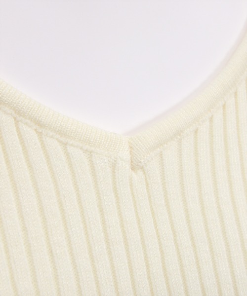 CLEAR BASIC（クリアベーシック）の「袖口レースニットトップス[オフィスカジュアル 着回し抜群 大人]≪AW新作≫（ニット/セーター・レディース・ブラック/グレイッシュベージュ/アイボリー・F）」の17枚目の写真