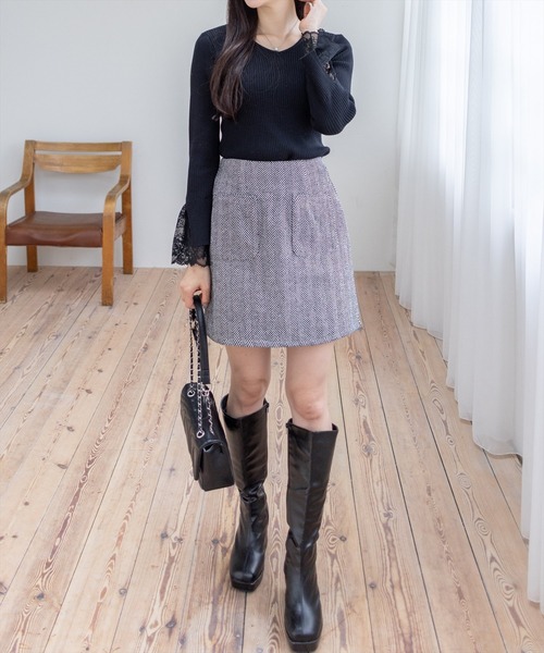 CLEAR BASIC（クリアベーシック）の「袖口レースニットトップス[オフィスカジュアル 着回し抜群 大人]≪AW新作≫（ニット/セーター・レディース・ブラック/グレイッシュベージュ/アイボリー・F）」の5枚目の写真