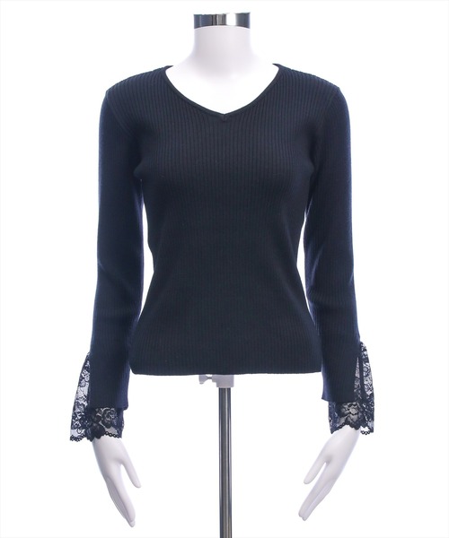 CLEAR BASIC（クリアベーシック）の「袖口レースニットトップス[オフィスカジュアル 着回し抜群 大人]≪AW新作≫（ニット/セーター・レディース・ブラック/グレイッシュベージュ/アイボリー・F）」の21枚目の写真