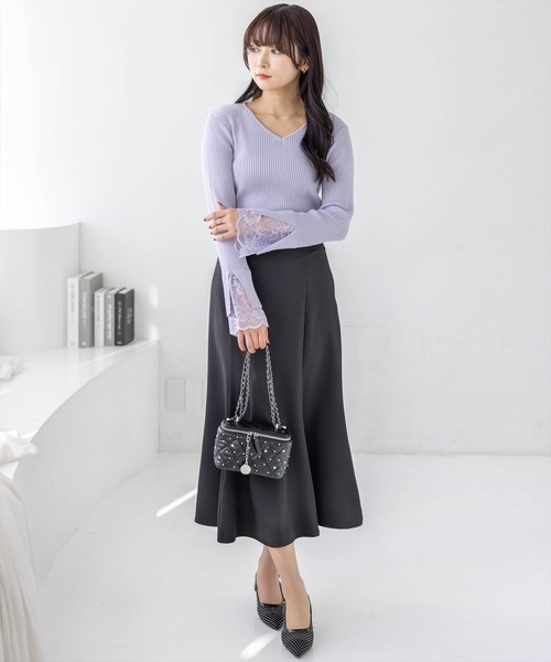 CLEAR BASIC（クリアベーシック）の「袖口レースニットトップス[オフィスカジュアル 着回し抜群 大人]≪新色追加≫（ニット/セーター・レディース・ブラック/グレイッシュベージュ/アイボリー/ラベンダー・F）」の5枚目の写真