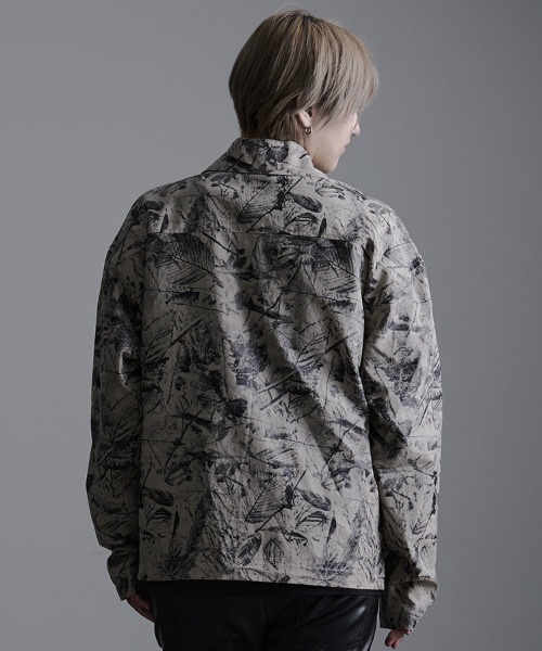 CavariA（キャバリア）の「『CavariA/キャバリア』総柄ZIP JKT（ブルゾン・メンズ・チャコール/ベージュ・L/M）」の6枚目の写真