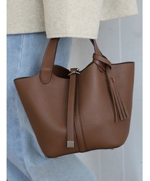 Edit Sheen（エディットシーン）の「タッセル付きハンディトート（ハンドバッグ）」