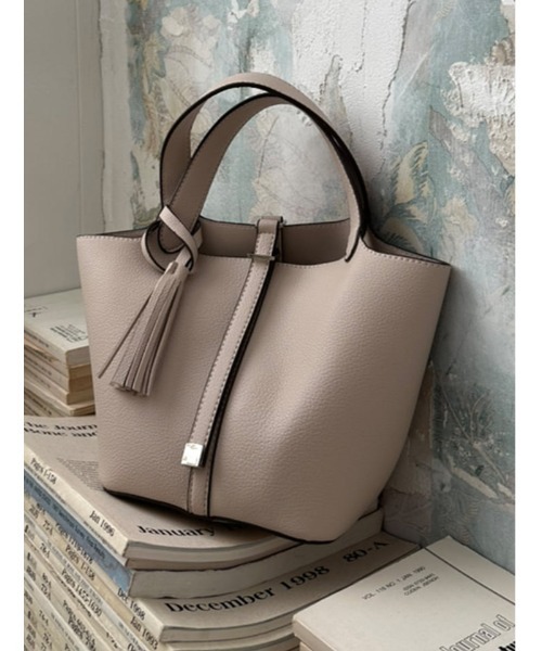 Edit Sheen(エディットシーン)の「タッセル付きハンディトート(ハンドバッグ・レディース・ダークブラウン/ベージュ/ブラック/オレンジ・FREE)」の11枚目の写真