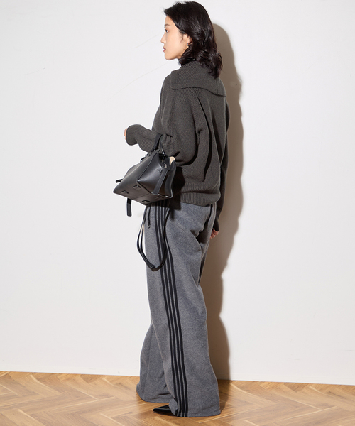 journal standard L'essage（ジャーナルスタンダードレサージュ）の「バルーンセーラーカラーニット（ニット/セーター・レディース・ブルー系その他/キャメル/ブラック系その他・FREE）」の15枚目の写真