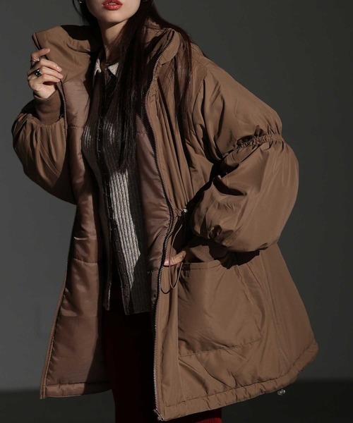 Sawa a la mode(サワアラモード)の「スタンドネック中綿ウエストドロストコート(ダウンジャケット/コート・レディース・ブラウン/アイボリー・FREE)」の1枚目の写真