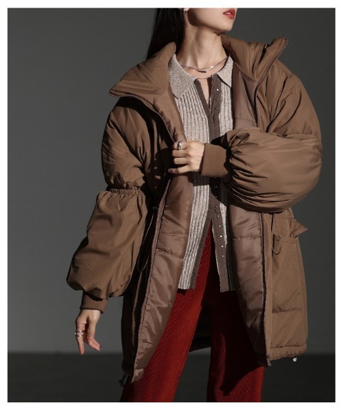 Sawa a la mode(サワアラモード)の「スタンドネック中綿ウエストドロストコート(ダウンジャケット/コート・レディース・ブラウン/アイボリー・FREE)」の10枚目の写真