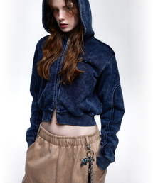 RSSC（アールエスエスシー）の「RIVET WASHING CROP HOOD ZIPUP - DENIM（パーカー）」