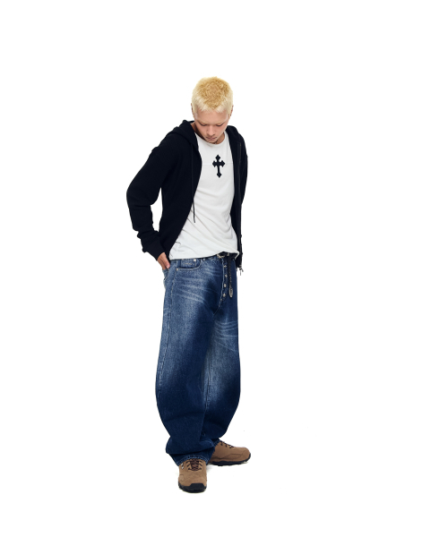 AAKAM（アーカム）の「Side Washed Button Denim Pants (Blue)（デニムパンツ・レディース・その他・1/2）」の13枚目の写真