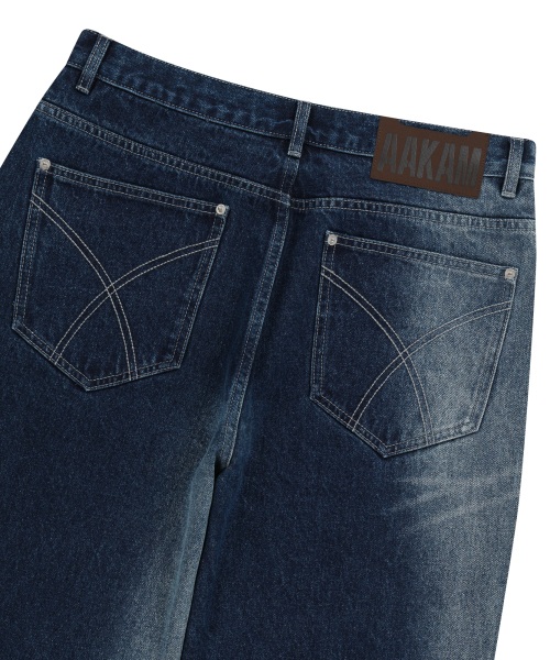 AAKAM（アーカム）の「Side Washed Button Denim Pants (Blue)（デニムパンツ・レディース・その他・1/2）」の17枚目の写真