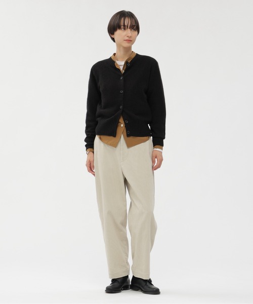 MARGARET HOWELL（マーガレットハウエル）の「TWISTED CASHMERE WOOL（カーディガン/ボレロ・レディース・ライトブルー/ブラウン/ピンク・2）」の11枚目の写真