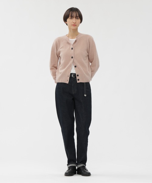 MARGARET HOWELL（マーガレットハウエル）の「TWISTED CASHMERE WOOL（カーディガン/ボレロ・レディース・ライトブルー/ブラウン/ピンク・2）」の8枚目の写真