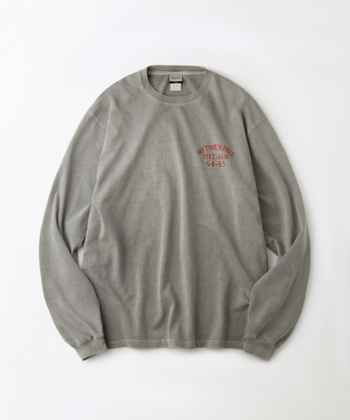 OUTSTANDING(アウトスタンディング)の「MIL SERIES LONG SLEEVE(VIET NAM TIGER)_PIGMENT KHAKI(Tシャツ/カットソー・レディース・その他・SMALL/MEDIUM/LARGE)」の2枚目の写真