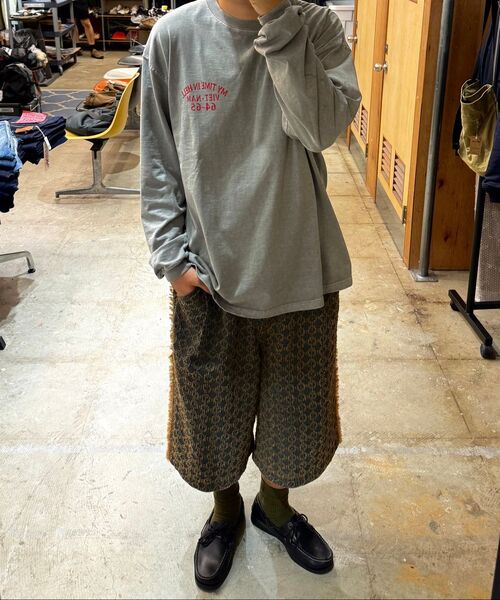 OUTSTANDING(アウトスタンディング)の「MIL SERIES LONG SLEEVE(VIET NAM TIGER)_PIGMENT KHAKI(Tシャツ/カットソー・レディース・その他・SMALL/MEDIUM/LARGE)」の9枚目の写真