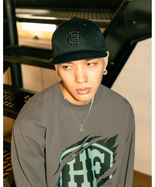 CALEE(キャリー)の「× HIGH FIVE FACTORY BASEBALL CAP(キャップ・メンズ・ブラック×ホワイト/ブラック×ブラック・FREE)」の2枚目の写真